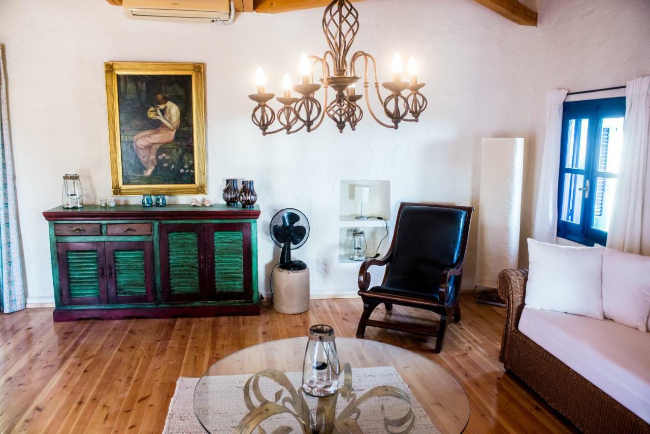 Petromanos, A Unique Place With Dreamy Sunsets! Villa Xirokambos  Exteriör bild
